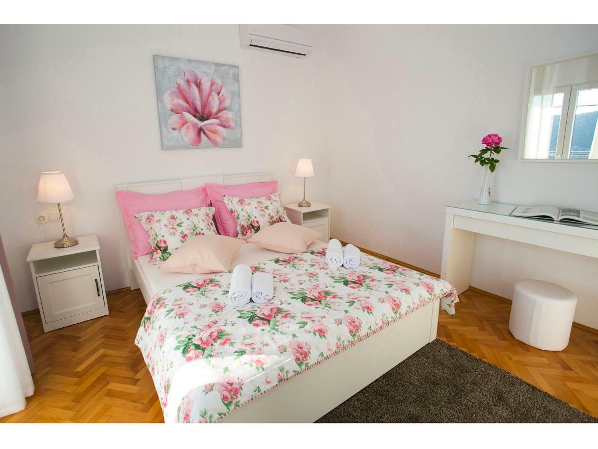 Villa Croatia Sea View With Heated Pool Vinišće 外观 照片
